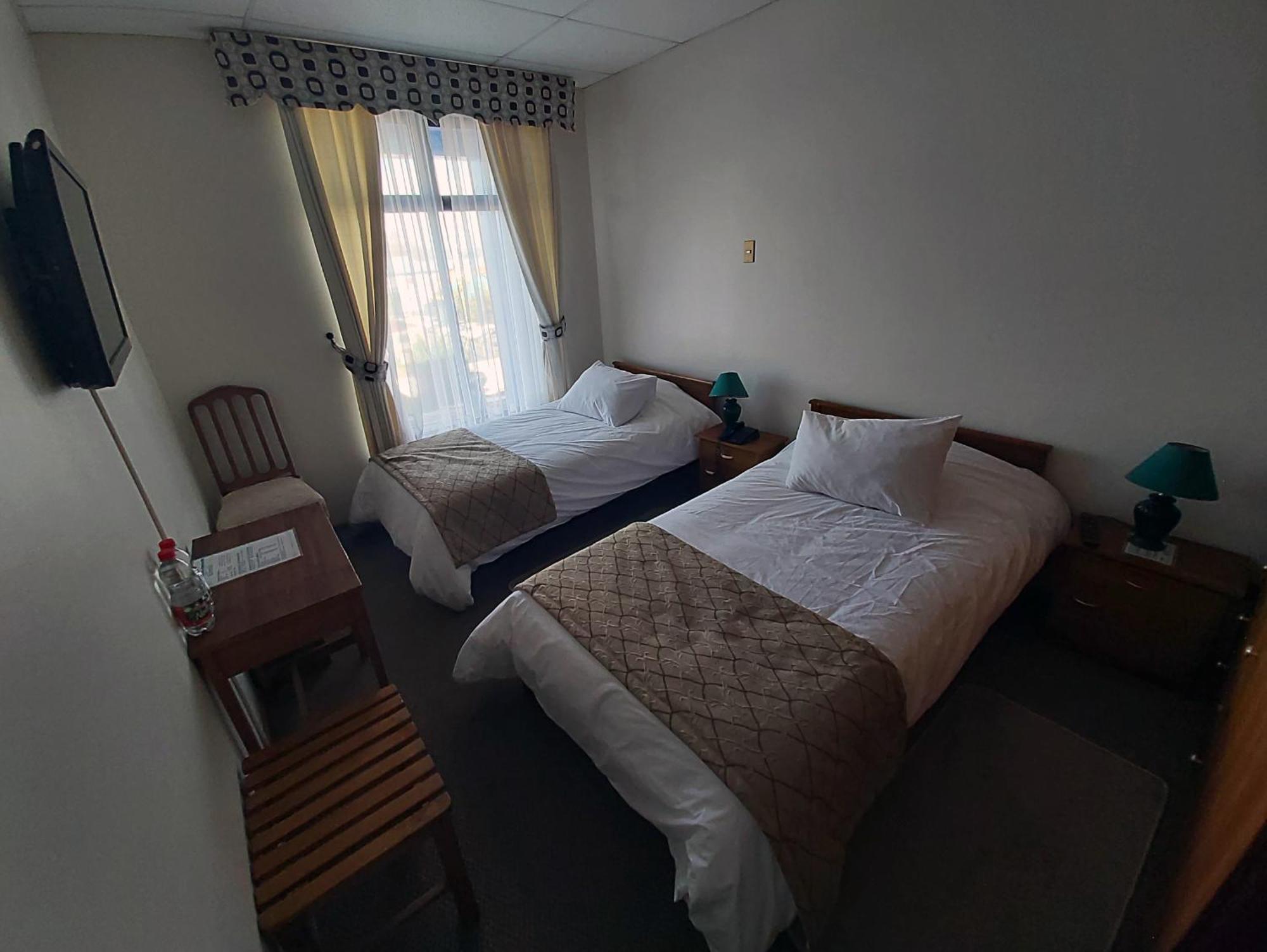Hotel Esmeralda Castro Szoba fotó